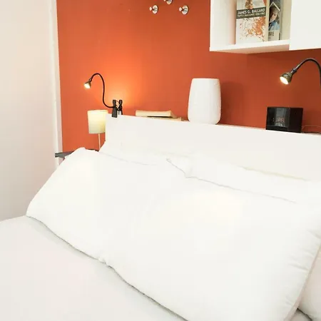 Flat *